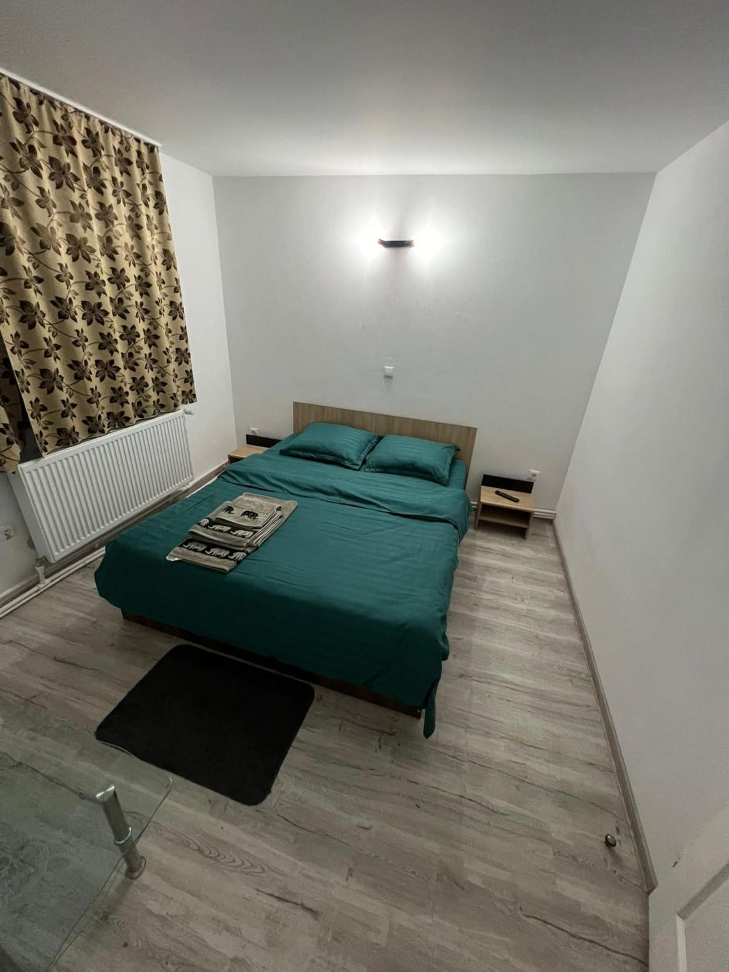 Garsoniera Casa Dragoeni, Targu Jiu Apartment Exterior photo