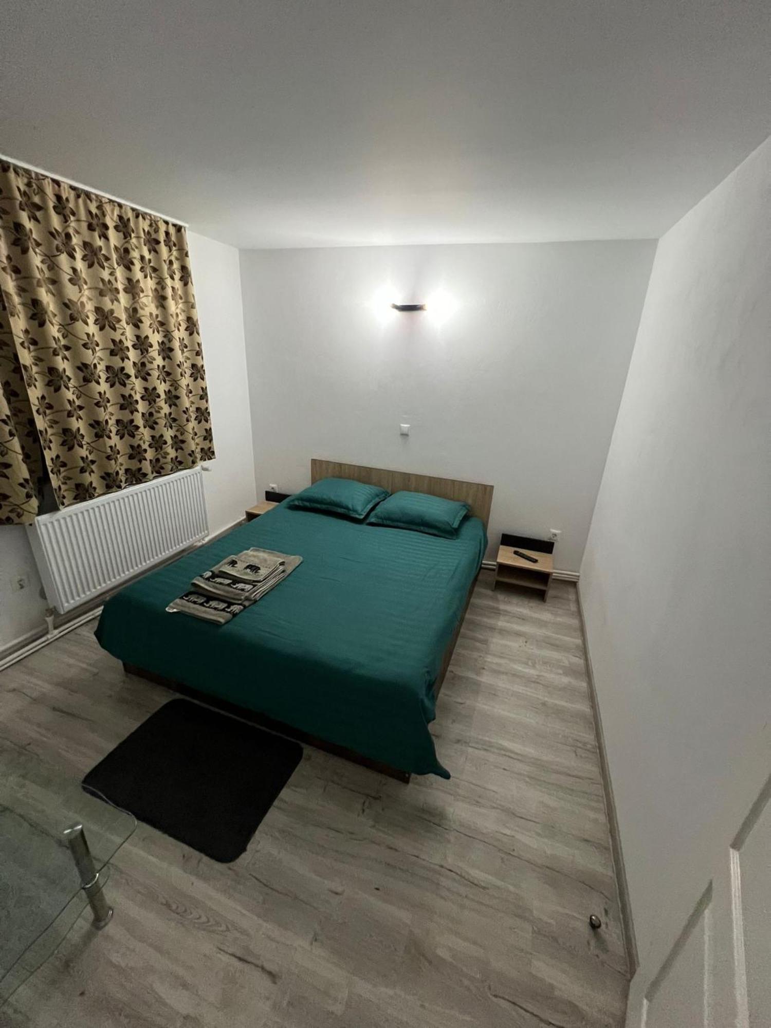 Garsoniera Casa Dragoeni, Targu Jiu Apartment Exterior photo
