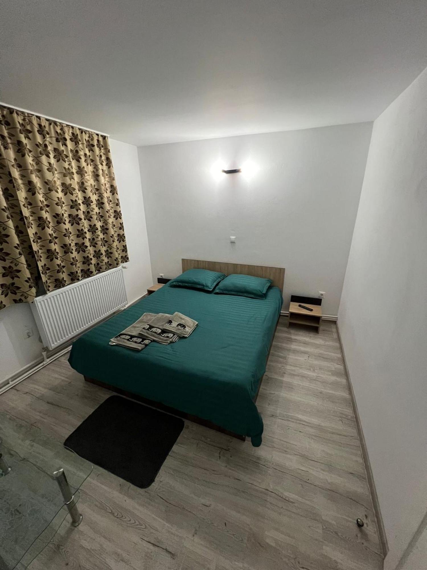 Garsoniera Casa Dragoeni, Targu Jiu Apartment Exterior photo